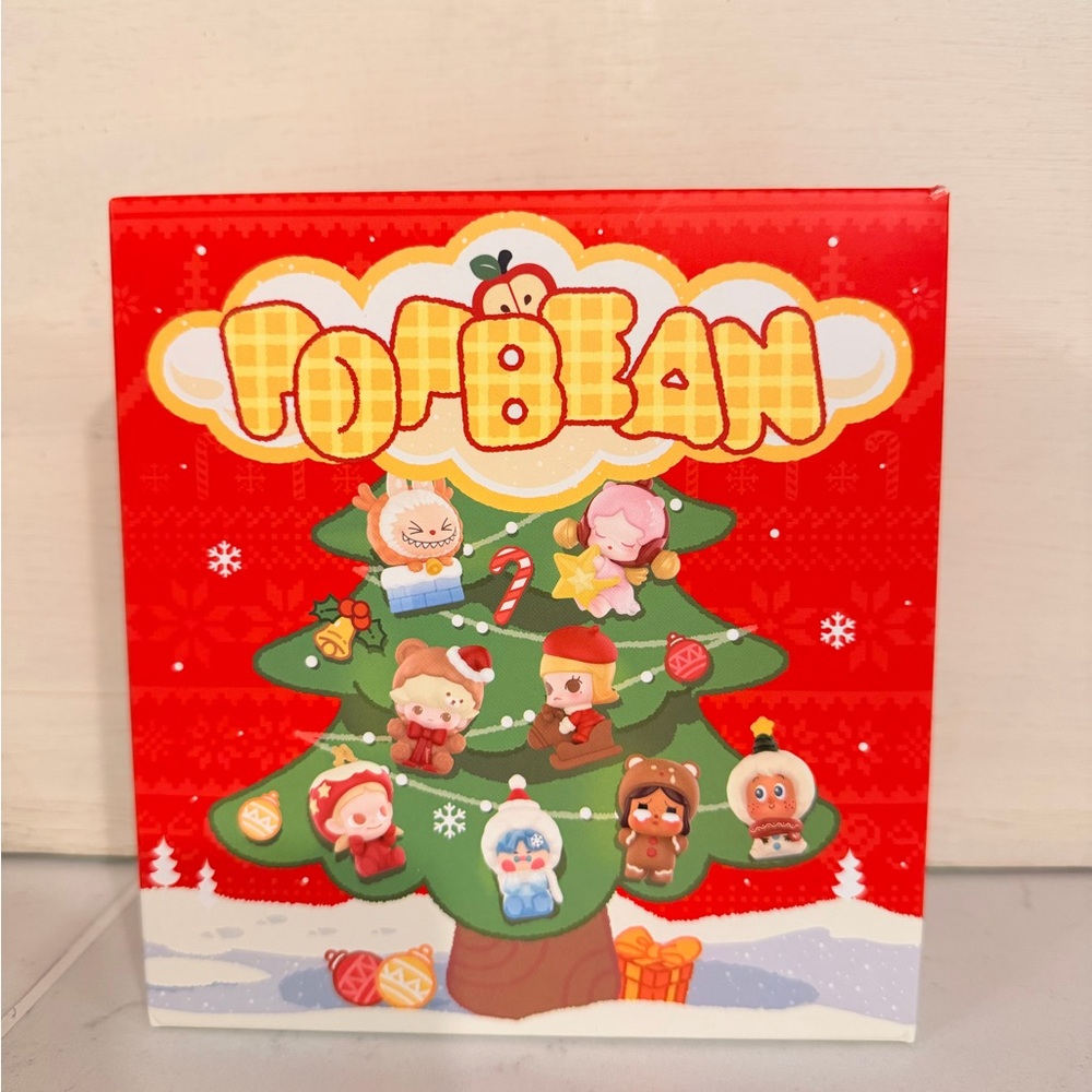 POP BEAN CHRISTMAS DELIVERY IN PROGRESS SERIES SECRET included. - Picture 2 of 5